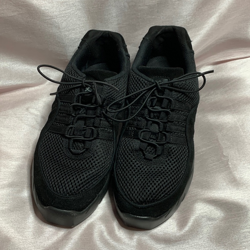 BLOCH Split-sole Dance Sneaker BLACK